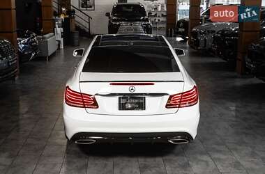 Купе Mercedes-Benz E-Class 2016 в 