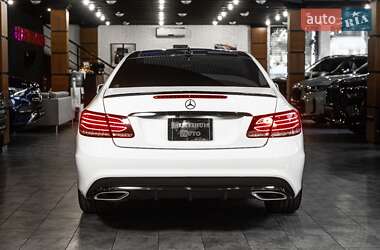 Купе Mercedes-Benz E-Class 2016 в 