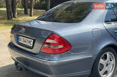 Седан Mercedes-Benz E-Class 2004 в 