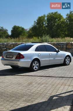 Седан Mercedes-Benz E-Class 2005 в 