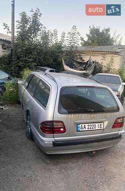 Універсал Mercedes-Benz E-Class 2000 в Києві