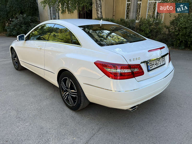 Купе Mercedes-Benz E-Class 2012 в Одессе