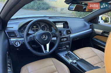 Купе Mercedes-Benz E-Class 2012 в 
