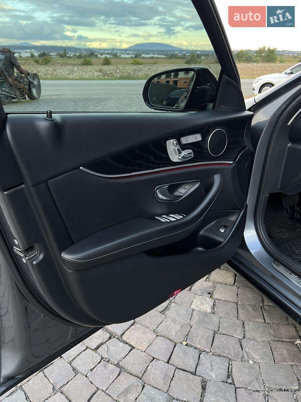 Седан Mercedes-Benz E-Class 2017 в Иршаве