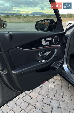 Седан Mercedes-Benz E-Class 2017 в 