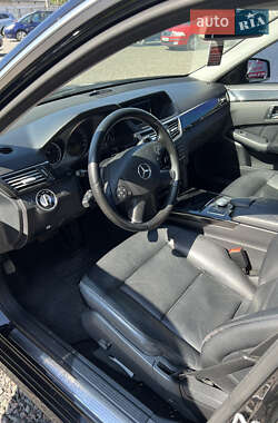 Седан Mercedes-Benz E-Class 2011 в 