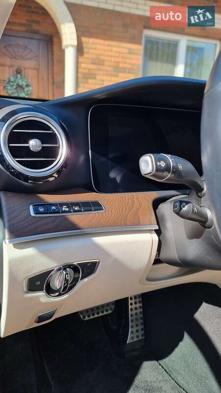 Седан Mercedes-Benz E-Class 2018 в Дніпрі