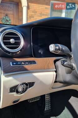 Седан Mercedes-Benz E-Class 2018 в 