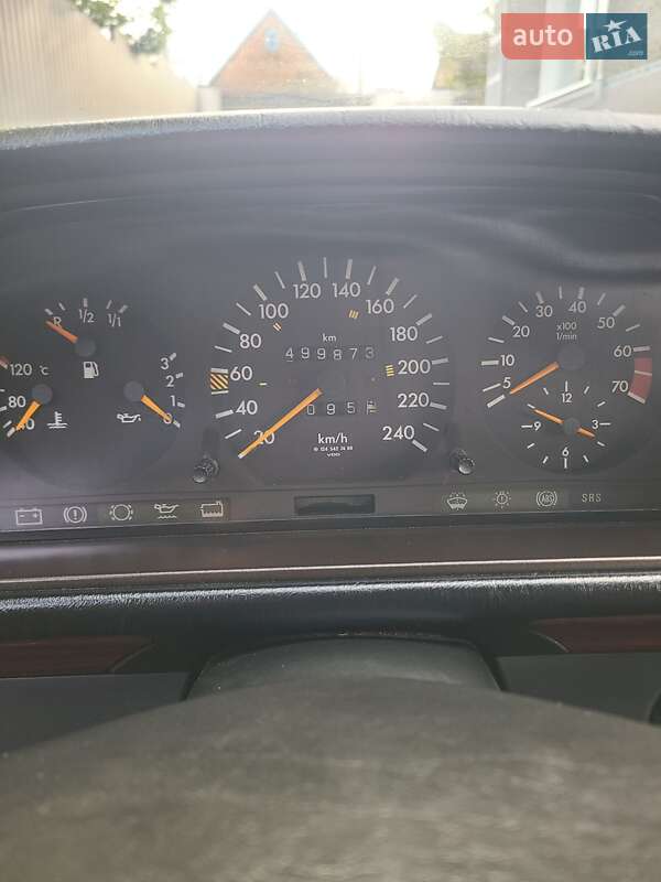 Седан Mercedes-Benz E-Class 1995 в Луцке