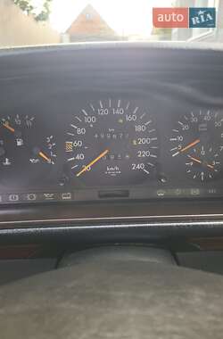 Седан Mercedes-Benz E-Class 1995 в  фото 8 Седан Mercedes-Benz E-Class 1995 в
