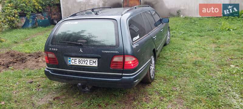 Универсал Mercedes-Benz E-Class 1998 в Вашковцах