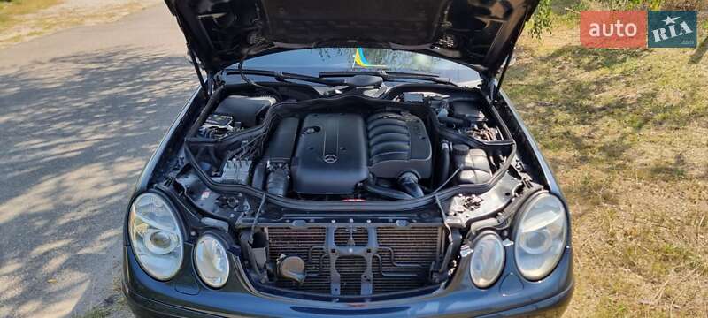 Універсал Mercedes-Benz E-Class 2004 в Києві