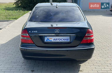 Седан Mercedes-Benz E-Class 2002 в 