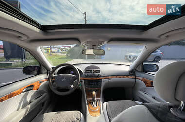 Седан Mercedes-Benz E-Class 2002 в 