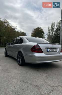 Седан Mercedes-Benz E-Class 2003 в 
