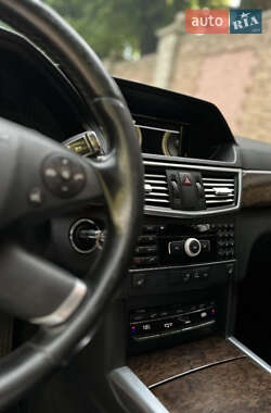 Универсал Mercedes-Benz E-Class 2012 в 