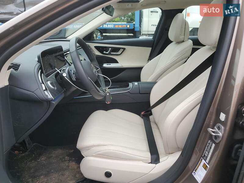 Седан Mercedes-Benz E-Class 2025 в Львове