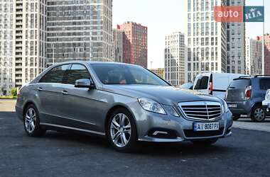 Седан Mercedes-Benz E-Class 2010 в 