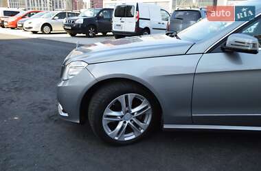 Седан Mercedes-Benz E-Class 2010 в 