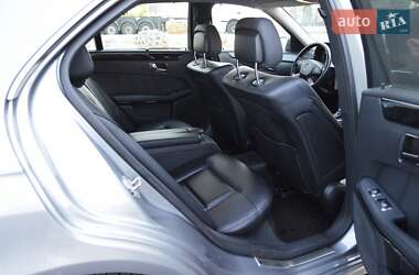 Седан Mercedes-Benz E-Class 2010 в 