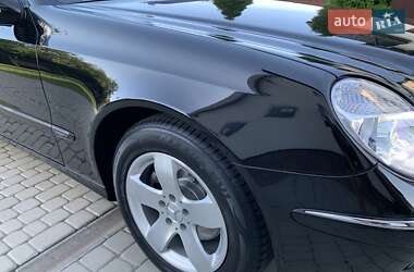 Седан Mercedes-Benz E-Class 2004 в 