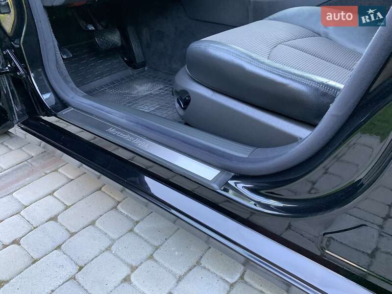 Седан Mercedes-Benz E-Class 2004 в Ивано-Франковске
