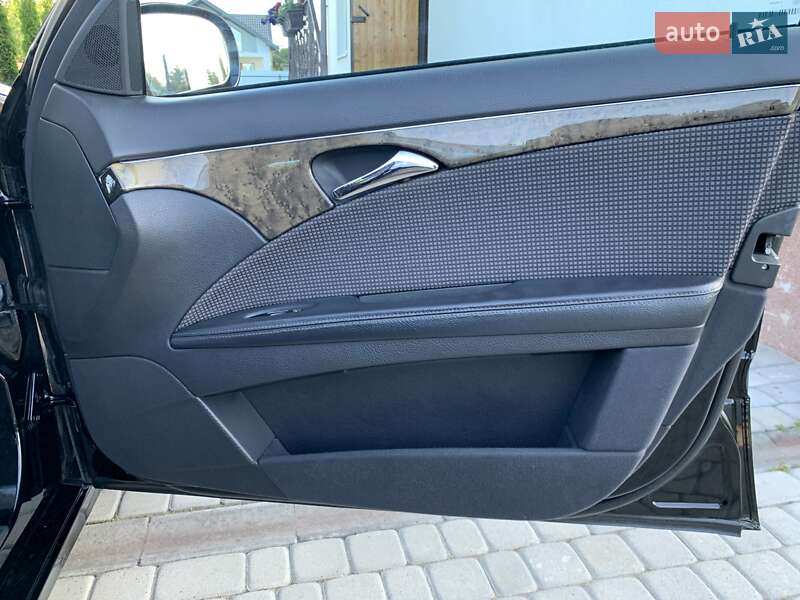Седан Mercedes-Benz E-Class 2004 в Ивано-Франковске