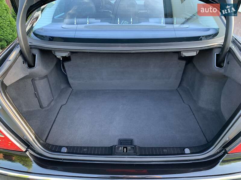 Седан Mercedes-Benz E-Class 2004 в Ивано-Франковске