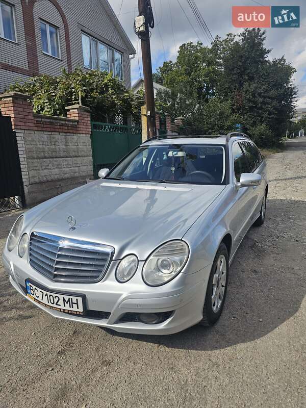 Mercedes-Benz E-Class 2008