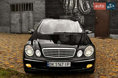 Седан Mercedes-Benz E-Class 2002 в 