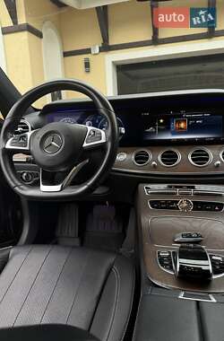 Седан Mercedes-Benz E-Class 2017 в 