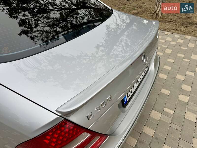 Седан Mercedes-Benz E-Class 2006 в Одессе