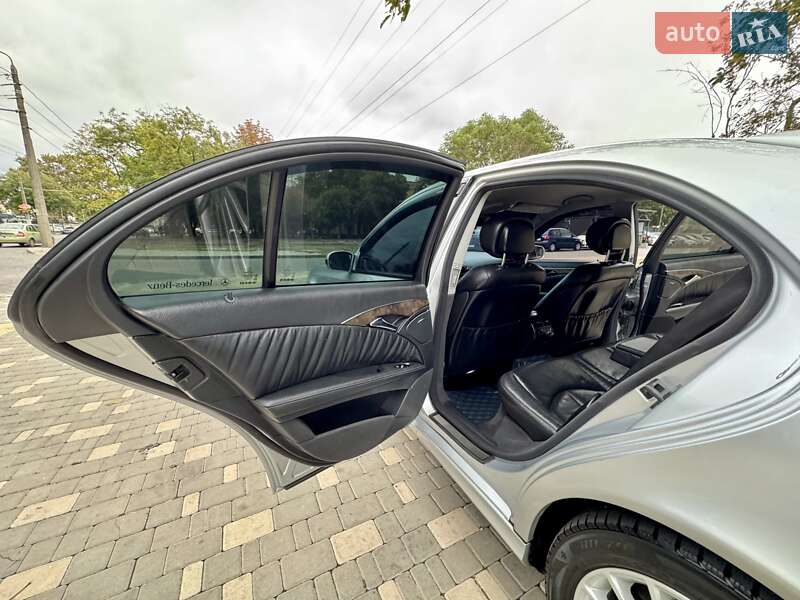 Седан Mercedes-Benz E-Class 2006 в Одессе