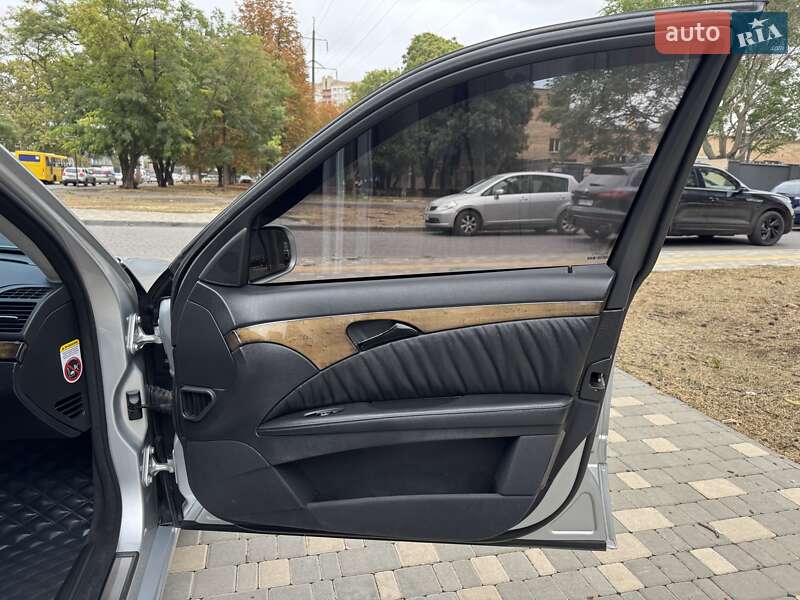 Седан Mercedes-Benz E-Class 2006 в Одессе