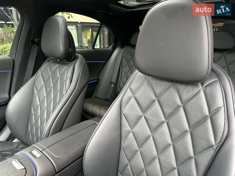 Седан Mercedes-Benz E-Class 2024 в Киеве