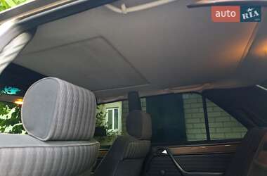 Седан Mercedes-Benz E-Class 1991 в 