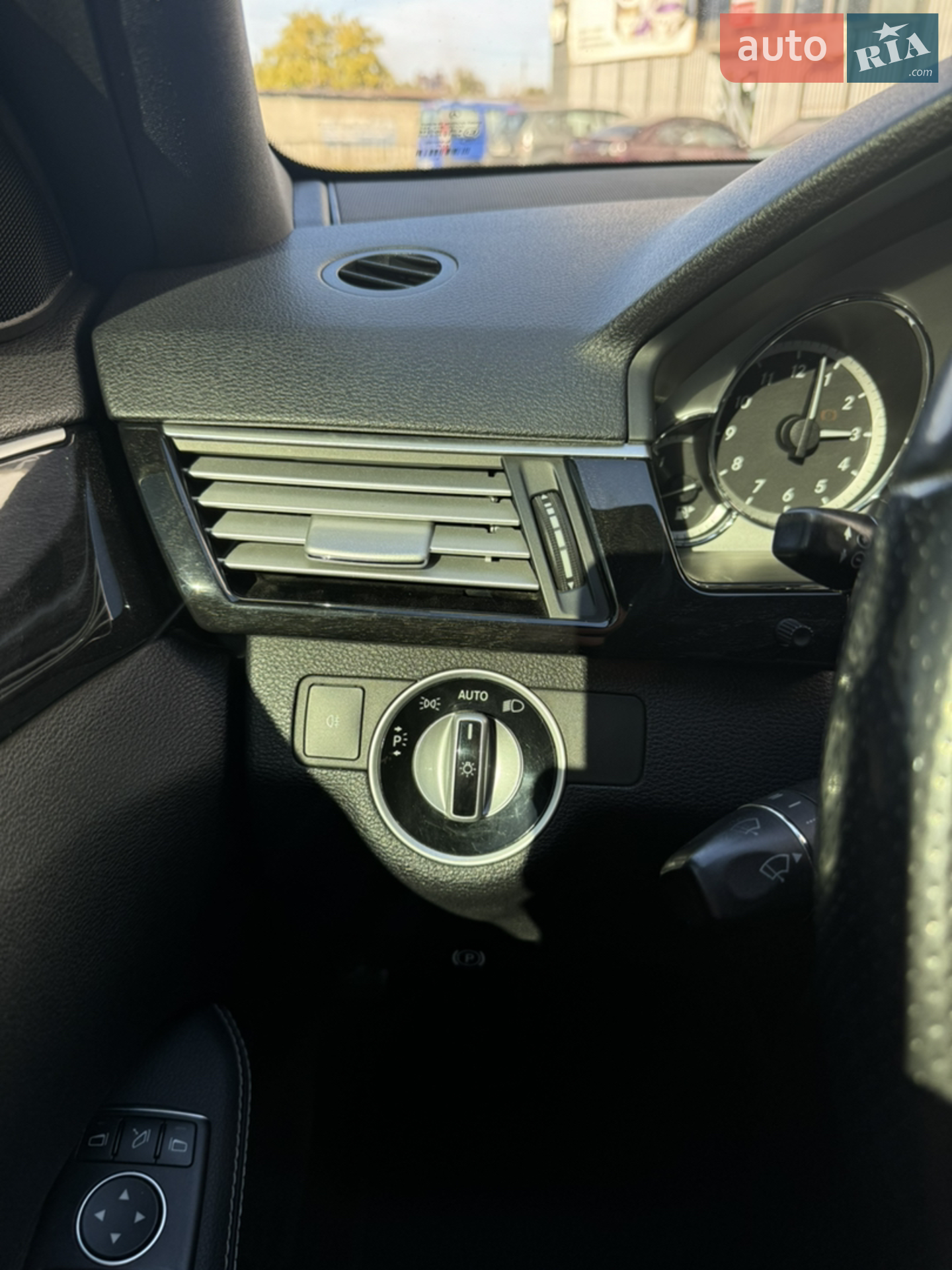 2012 Mercedes-Benz E-klasse - мініатюра 27