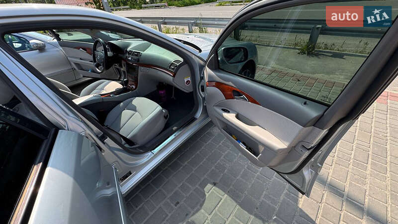 Седан Mercedes-Benz E-Class 2007 в Виннице