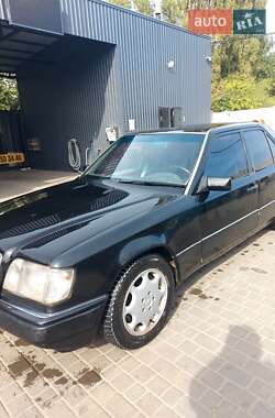 Универсал Mercedes-Benz E-Class 1994 в 