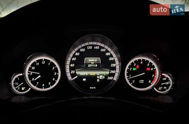 Седан Mercedes-Benz E-Class 2012 в 