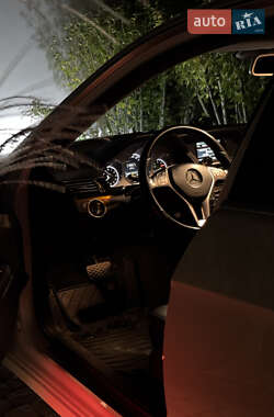 Седан Mercedes-Benz E-Class 2012 в 