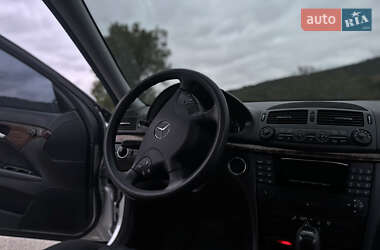 Седан Mercedes-Benz E-Class 2003 в 