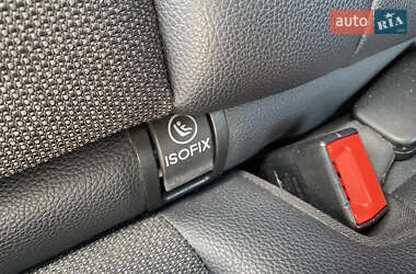 Седан Mercedes-Benz E-Class 2012 в 