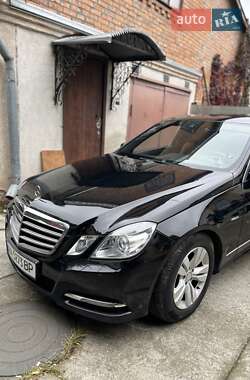 Седан Mercedes-Benz E-Class 2012 в  фото 24 Седан Mercedes-Benz E-Class 2012 в