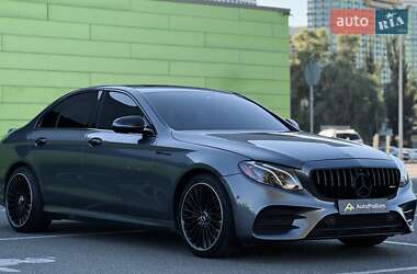 Седан Mercedes-Benz E-Class 2017 в 