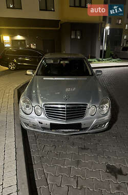 Седан Mercedes-Benz E-Class 2007 в 