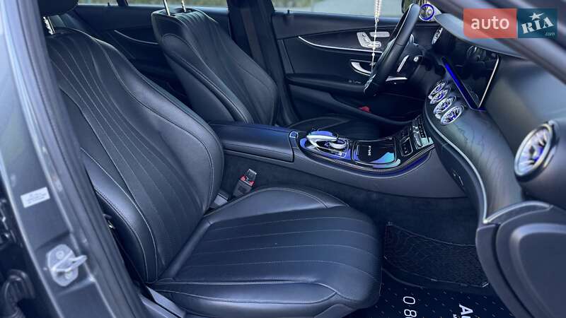Седан Mercedes-Benz E-Class 2017 в Киеве