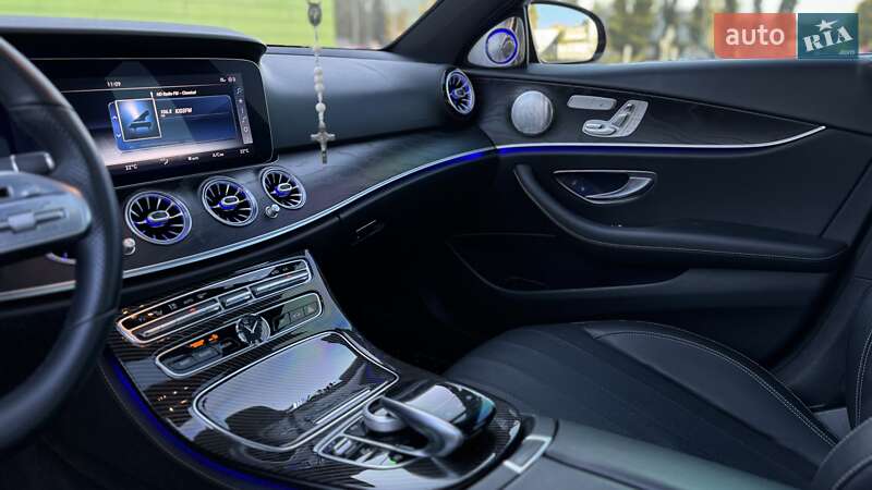 Седан Mercedes-Benz E-Class 2017 в Киеве