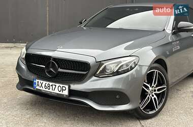 Седан Mercedes-Benz E-Class 2016 в 