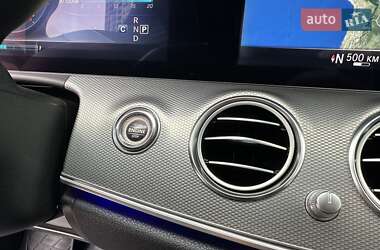 Седан Mercedes-Benz E-Class 2016 в 